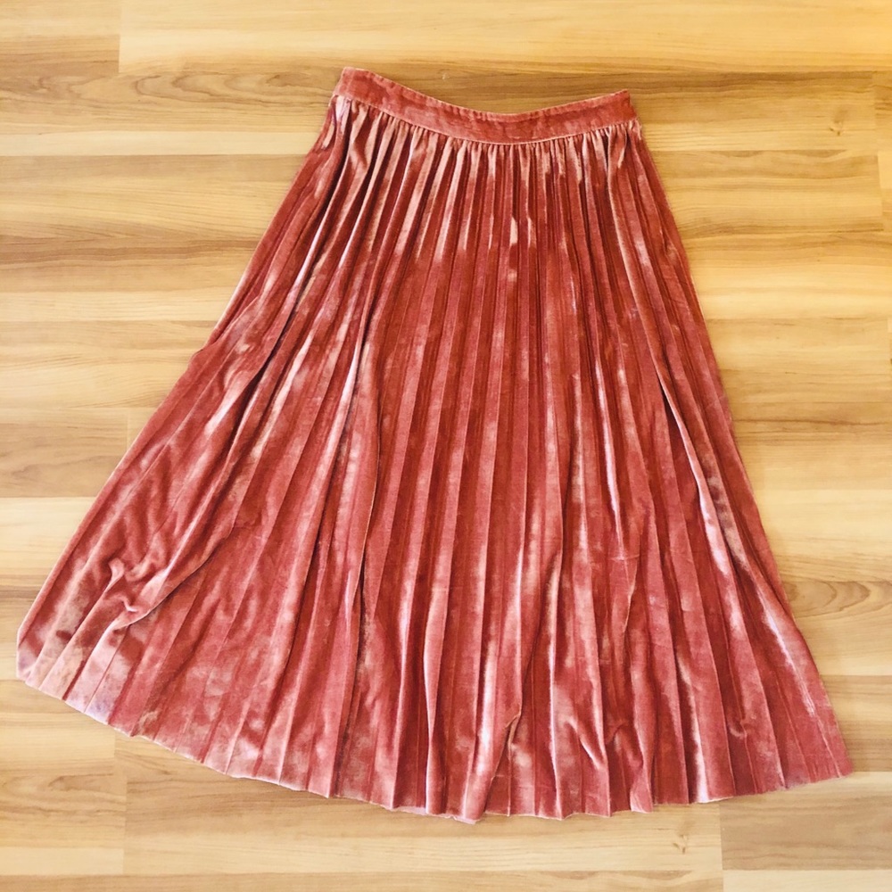 Clad Cloth Pink Crushed Velvet Pleated Midi Skirt